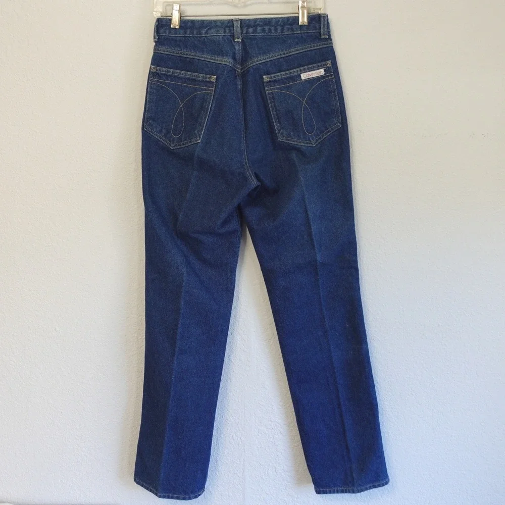 Calvin Klein waisted 32
